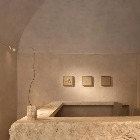 Hotel Nomos 5*