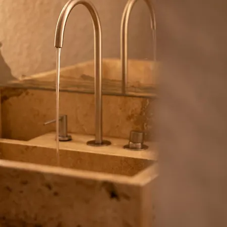 Nomos فندق روما