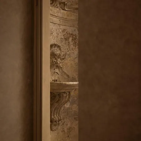 Nomos 5* Roma